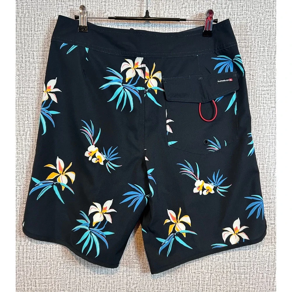 NWT Quiksilver Mens Board‎ Shorts Size 30 Black Tropical Floral Palm Swim Trunks